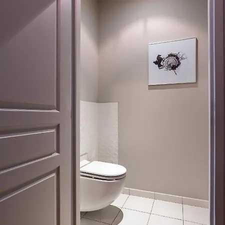 Carnot- Appartement 2Beapart Avec Balcon - Quartier Grolee Apartment