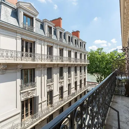 Apartment Carnot- Appartement 2Beapart Avec Balcon - Quartier Grolee *